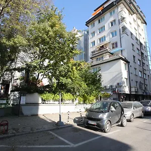 2* Ξενοδοχείο & Restaurant The House